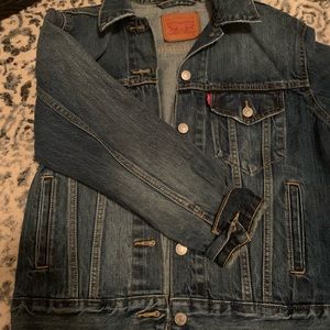 Levi’s Boyfriend fit denim jacket. Size small